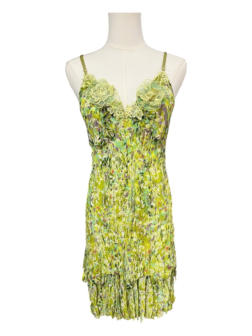 EUC Carrie Allen Fairycore Floral Embroidered Crinkle Lime Green Dress | Size M